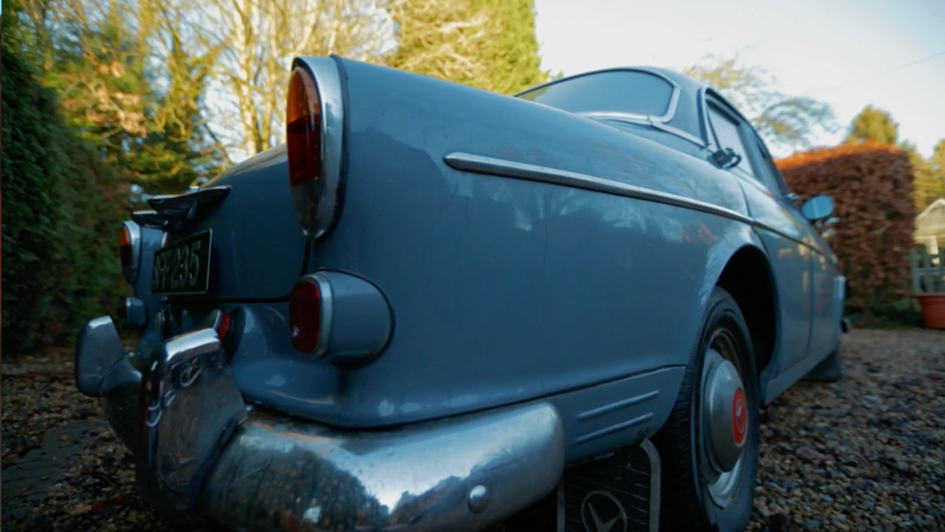 classic-cars-packshots-cinematographer-dop-cameraman-shootingdop1-karl-chapman31-karl-chapm